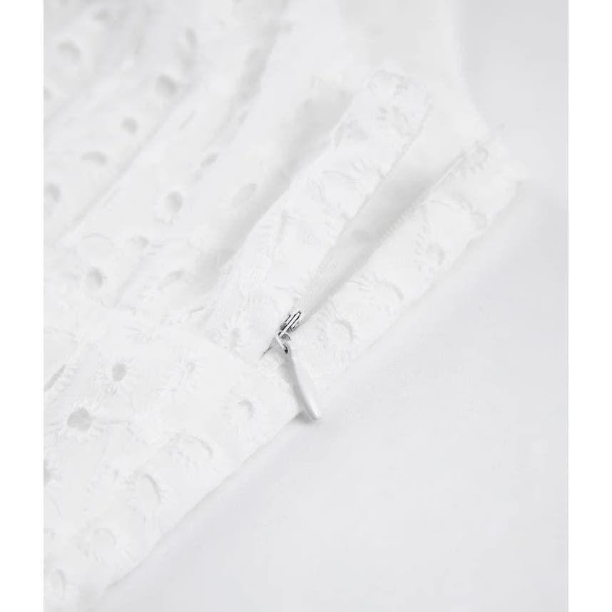 Commense Ruched Eyelet Midi Dress in White - Size Small - A Dreamy Blend of Elegance and Charm!