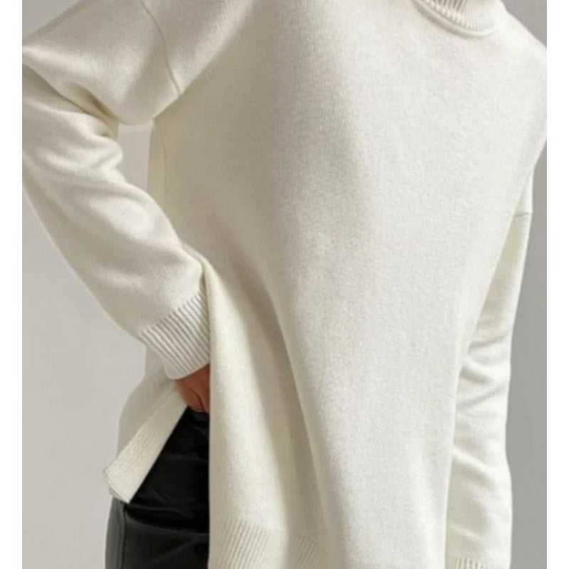 Commense White Turtleneck Sweater  Size Large