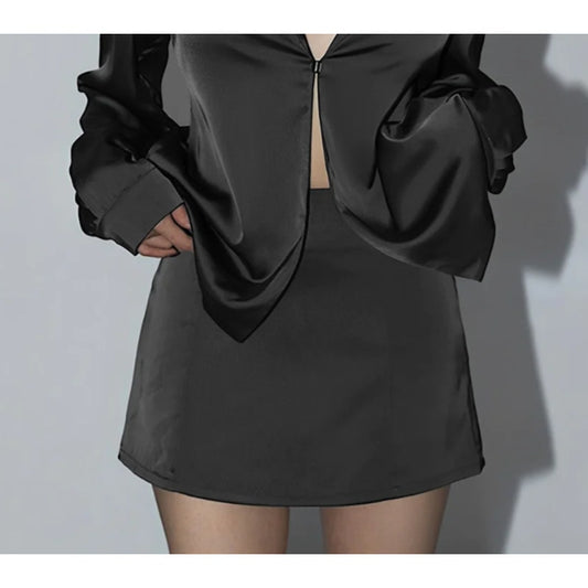 Leisure Satin Mini Skirt | Size Small | Commense